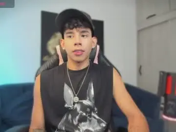 Chaturbate Sex Chat of andrew_twink18