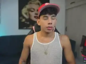 Chaturbate Sex Cam of andrew_twink18