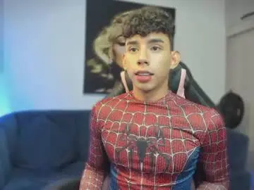 Chaturbate Nude Webcam of andrew_twink18