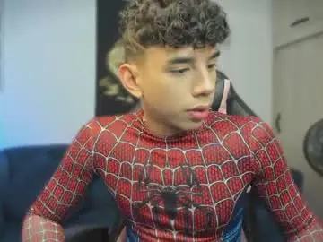 Chaturbate Sex Cam of andrew_twink18