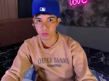 Chaturbate Nude Webcam of asiancum_peter