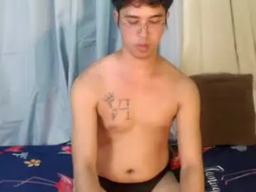 Chaturbate Live Sex Cam of asiancum_peter