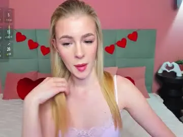Chaturbate Live Sex Cam of emilymagnificent