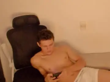 Chaturbate Live Sex Cam of laureent__