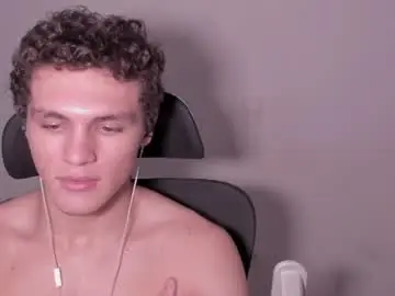 Chaturbate Watch Live Sex Cams of laureent__
