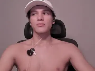 Chaturbate Free Live Porn of laureent__