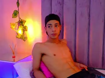 Chaturbate Sex Cam of liam_mercurio