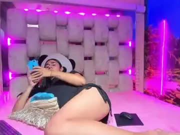 Chaturbate Live Porn of mahiara_hot