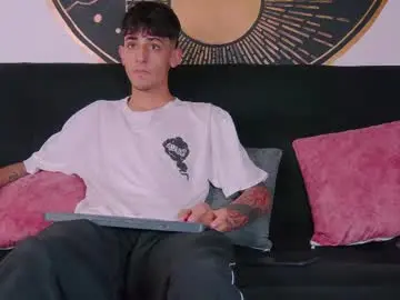 Chaturbate Sex Chat of martony_storm