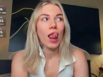 Chaturbate Live Porn of myviolet_rush
