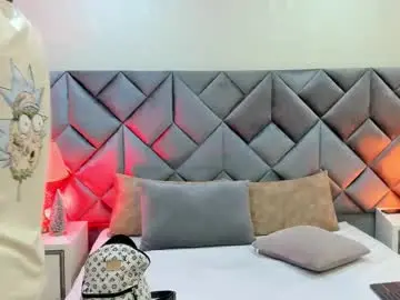 Chaturbate Live Porn of buda_and_cataleya_