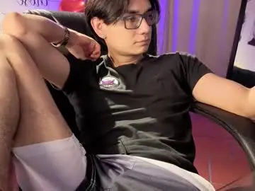 Chaturbate Live Sex Cam of davoxer