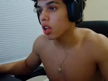 Chaturbate Adult Video Chat of itstarzan