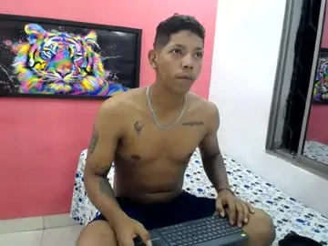 Chaturbate Live Porn of latinosninfomanos