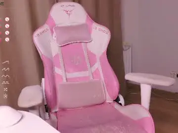Chaturbate Live Sex Cam of lilkitty_melanie
