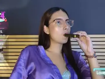 Chaturbate Adult Video Chat of sarasaenz_99