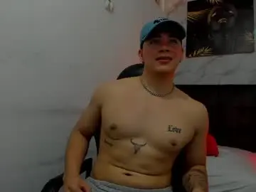 Chaturbate Best live sex cam show of tayron_aslhy