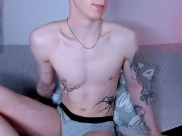 Chaturbate Live Sex Cam of alex_silent