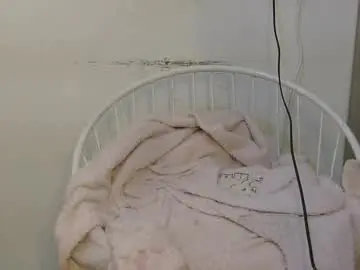 Chaturbate Live Sex Cam of naughty_shaz