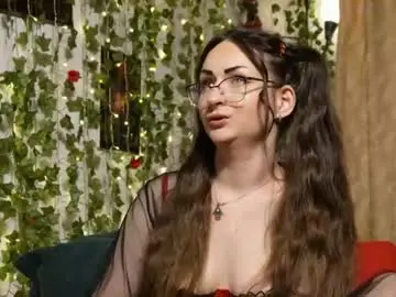 Chaturbate Watch Live Sex Cams of naughtyhomemade17
