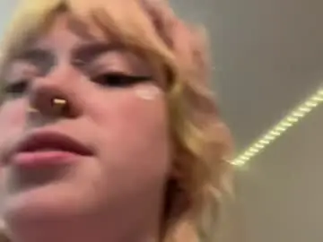 Chaturbate Adult Webcams of ravyn_xoxo