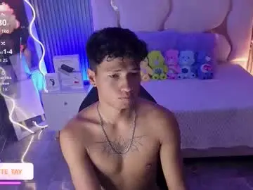 Chaturbate Live Sex Cam of ette_tay