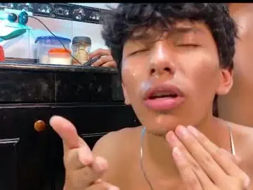 Chaturbate Live Sex Cam of good_boyss_