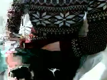 Chaturbate Live Sex Cam of hug_me