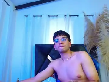 Chaturbate Free Live Porn of maax_18