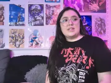 Chaturbate Live Sex Cam of snowblack_