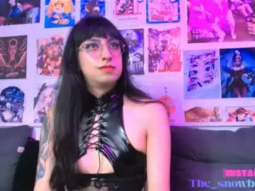 Chaturbate Adult Video Chat of snowblack_