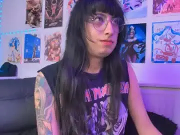 Chaturbate Live Sex Cam of snowblack_
