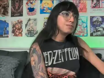 Chaturbate Adult Video Chat of snowblack_