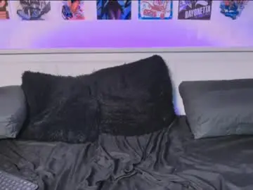 Chaturbate Best live sex cam show of snowblack_