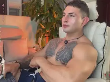 Chaturbate Live Sex Cam of angeloferro1