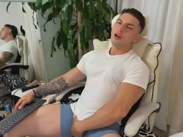 Chaturbate Adult Webcam of angeloferro1