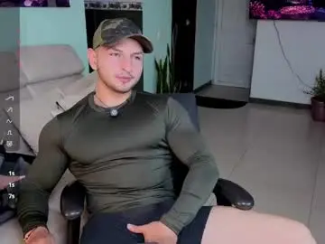 Chaturbate Watch Live Sex Cams of angeloferro1
