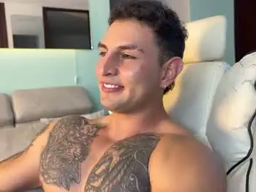 Chaturbate Live Porn of angeloferro1
