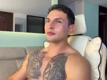 Chaturbate Best Webcam of angeloferro1
