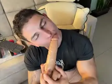 Chaturbate Free Live Porn of angeloferro1