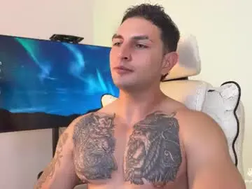 Chaturbate Live Sex Cam of angeloferro1
