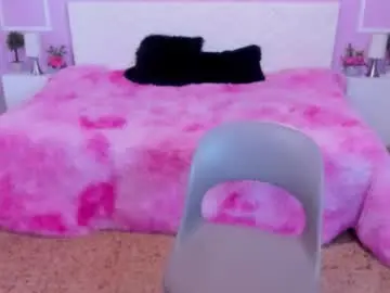 Chaturbate Free Live Porn of bellasky4