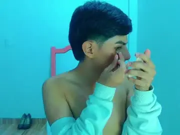 Chaturbate Live Sex of phuwin_bj
