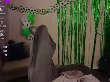Chaturbate Live Sex Cam of rockett_bunny