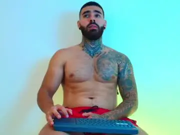 Chaturbate Live Porn of silvano_torrez