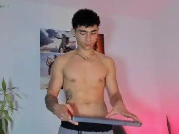 Chaturbate Sex Cam of alex_zt