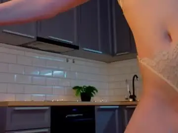 Chaturbate Adult Video Chat of crystaldiva01