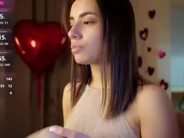 Chaturbate Live Sex Cam of juliacontrol
