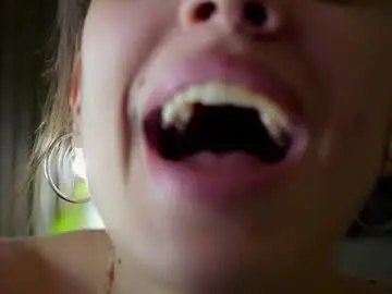 Chaturbate Adult Video Chat of juliacontrol