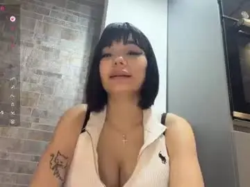 Chaturbate Live Sex Cam of linhtadt
